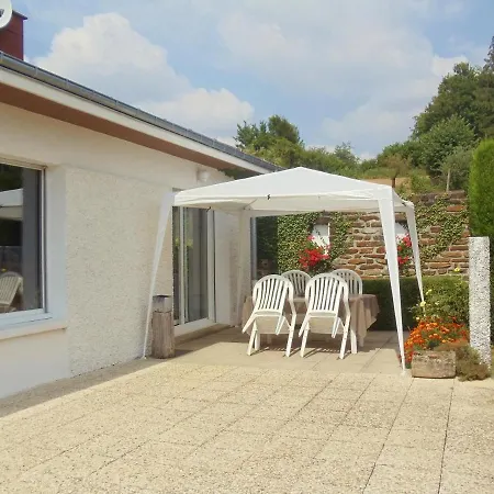 De La Porte De Bourgogne Mouzon (Ardennes)